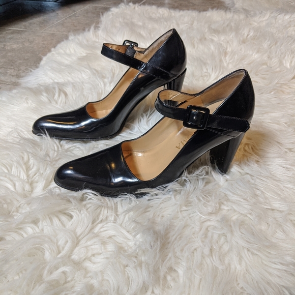 Paloma Heels - Picture 3 of 3